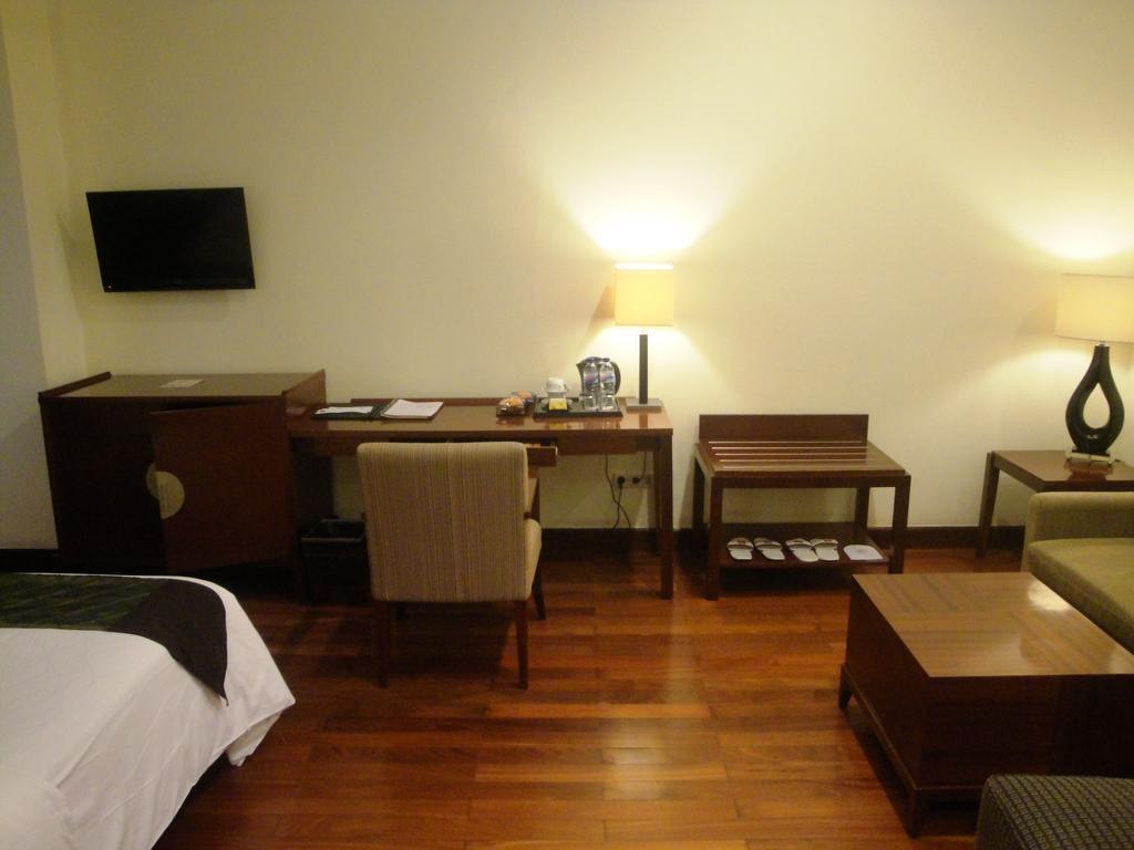 Manado Quality Hotel Zimmer foto